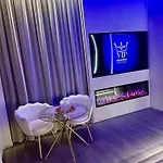 アパート Starowislna Prestige Vip Jacuzzi *